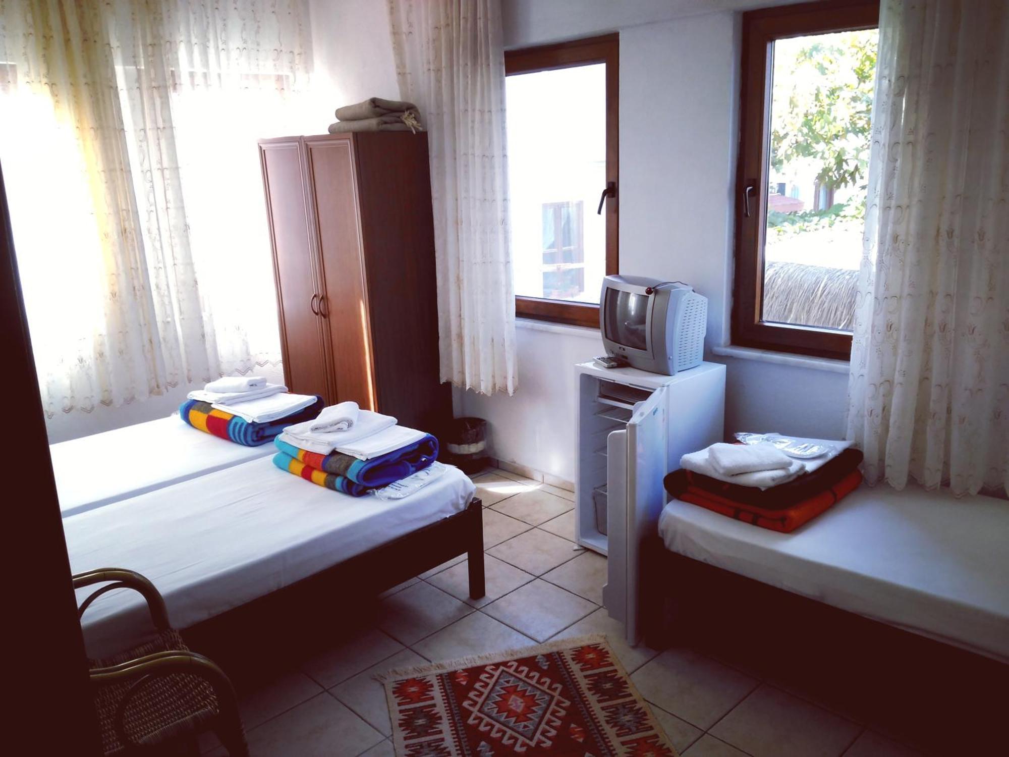 Adali Guest House بوزجادا الغرفة الصورة